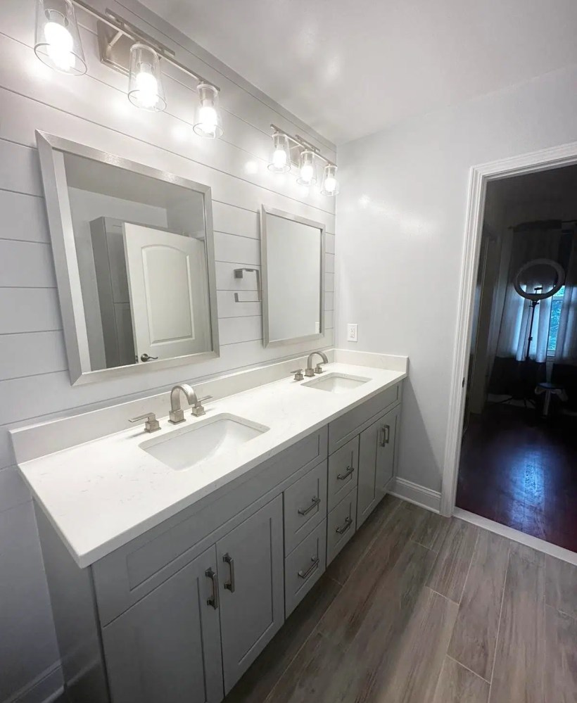 beautiful bathroom space with bright lighting