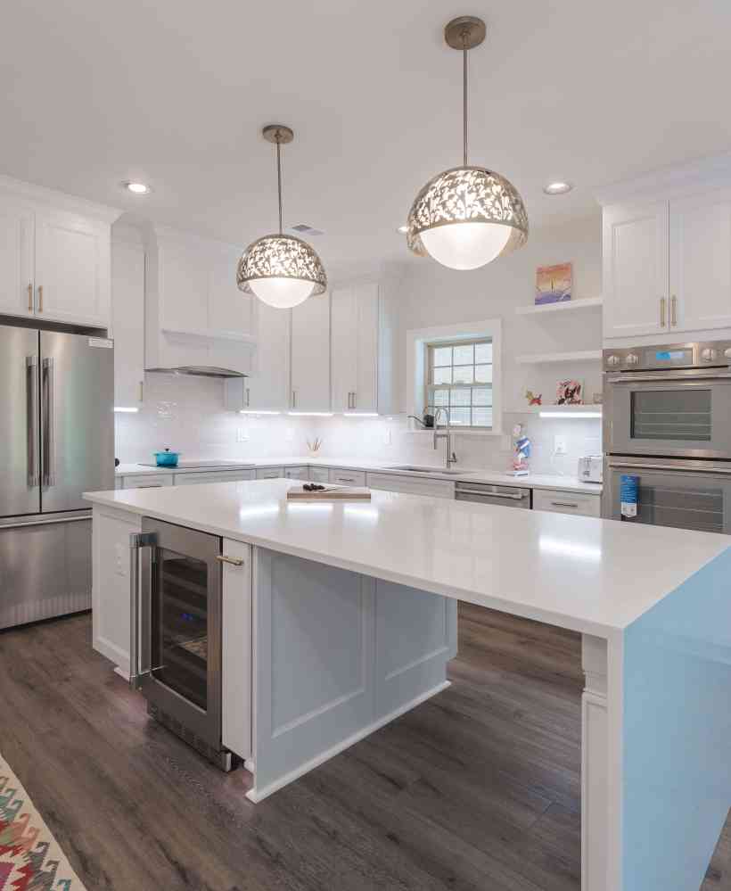 white and gold kitchen