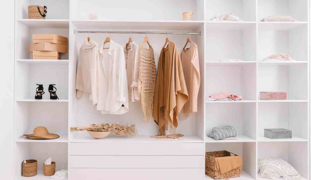 walk in closet dimensions