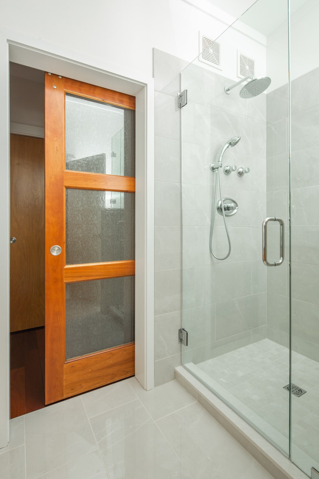 Stylish Bathroom Door Ideas: Styles, Tips & Dimensions