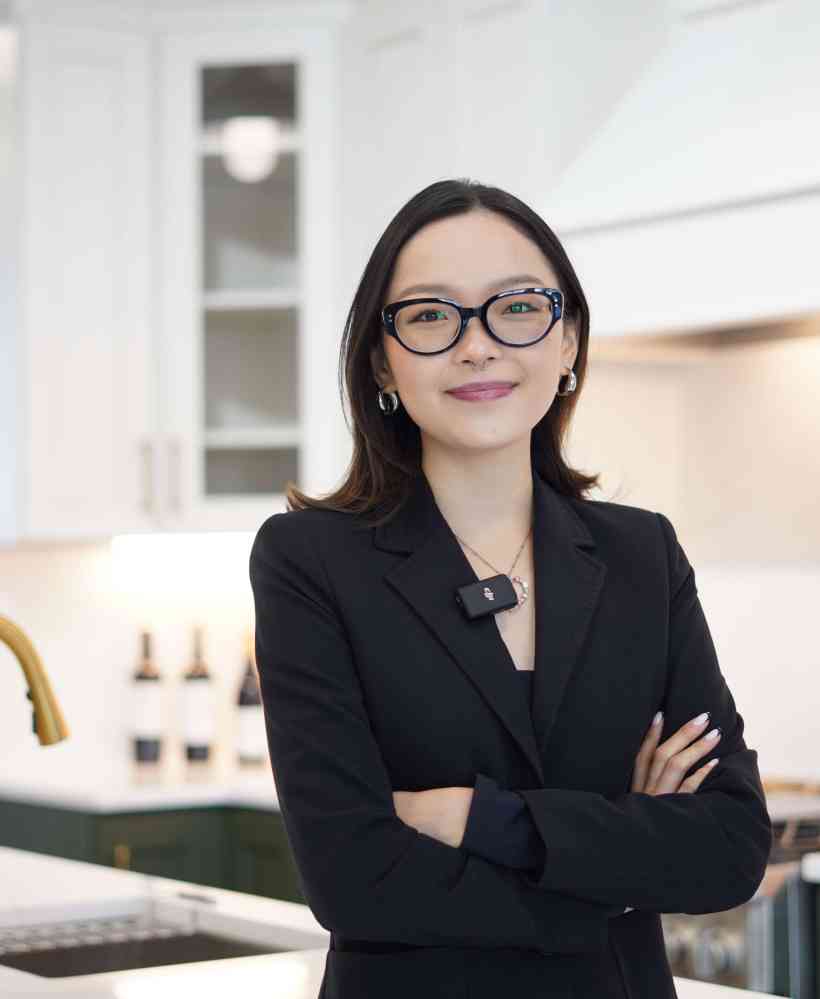 Nomi Saruul - Kitchen designer