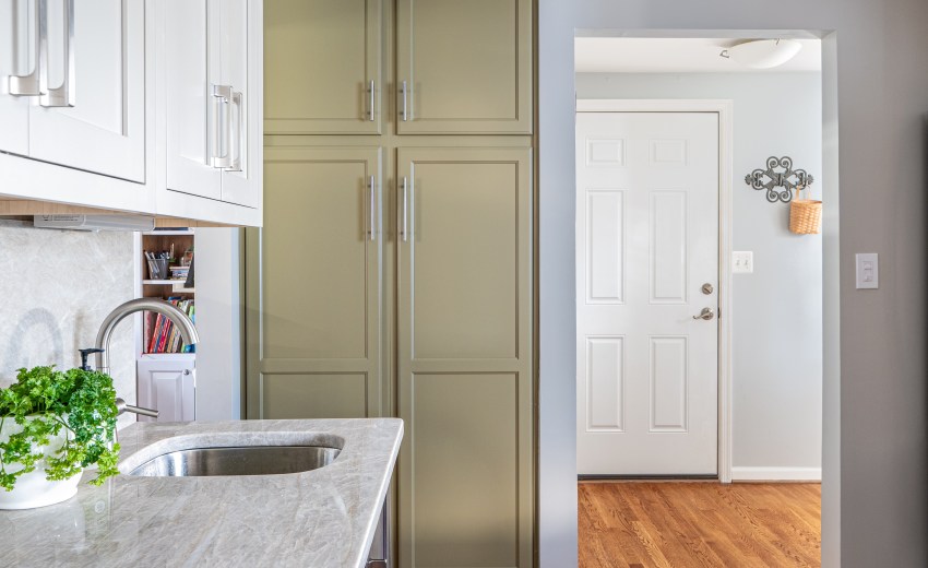 My Kitchen and Bath's recent kitchen remodeling project photos in Vienna, VA - Featuring Taj Mahal Quartzite Countertops and Backsplash